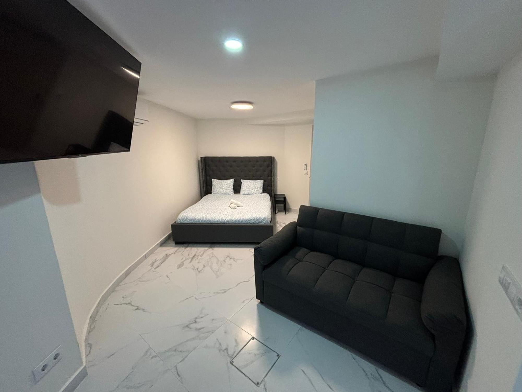 Casa El Viso Hotel มาดริด ภายนอก รูปภาพ